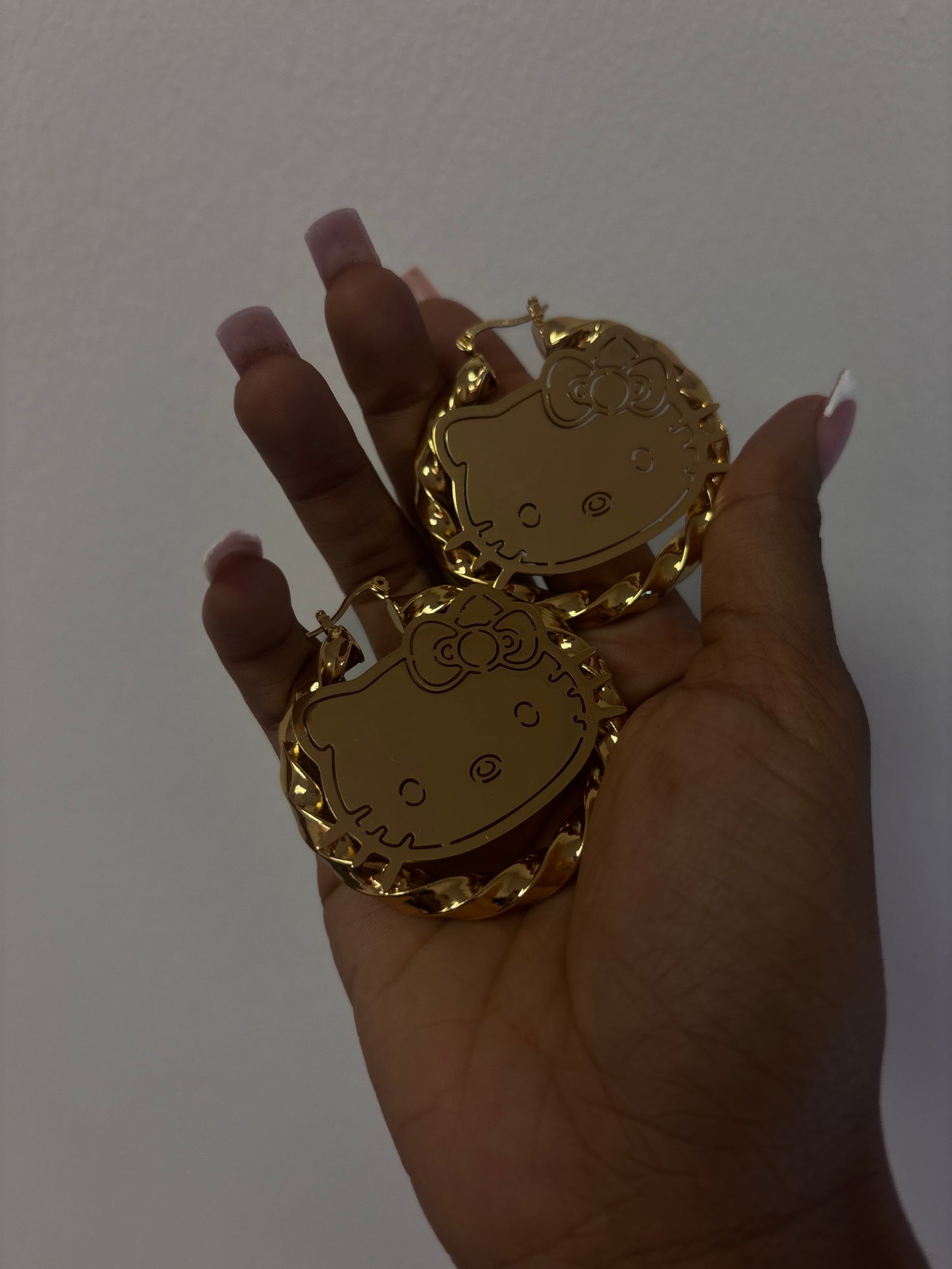 18k gold plated hello kitty hoop earrings