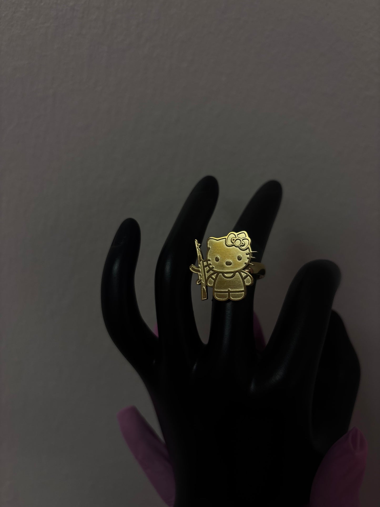 18k gold plated hello kitty gun ring