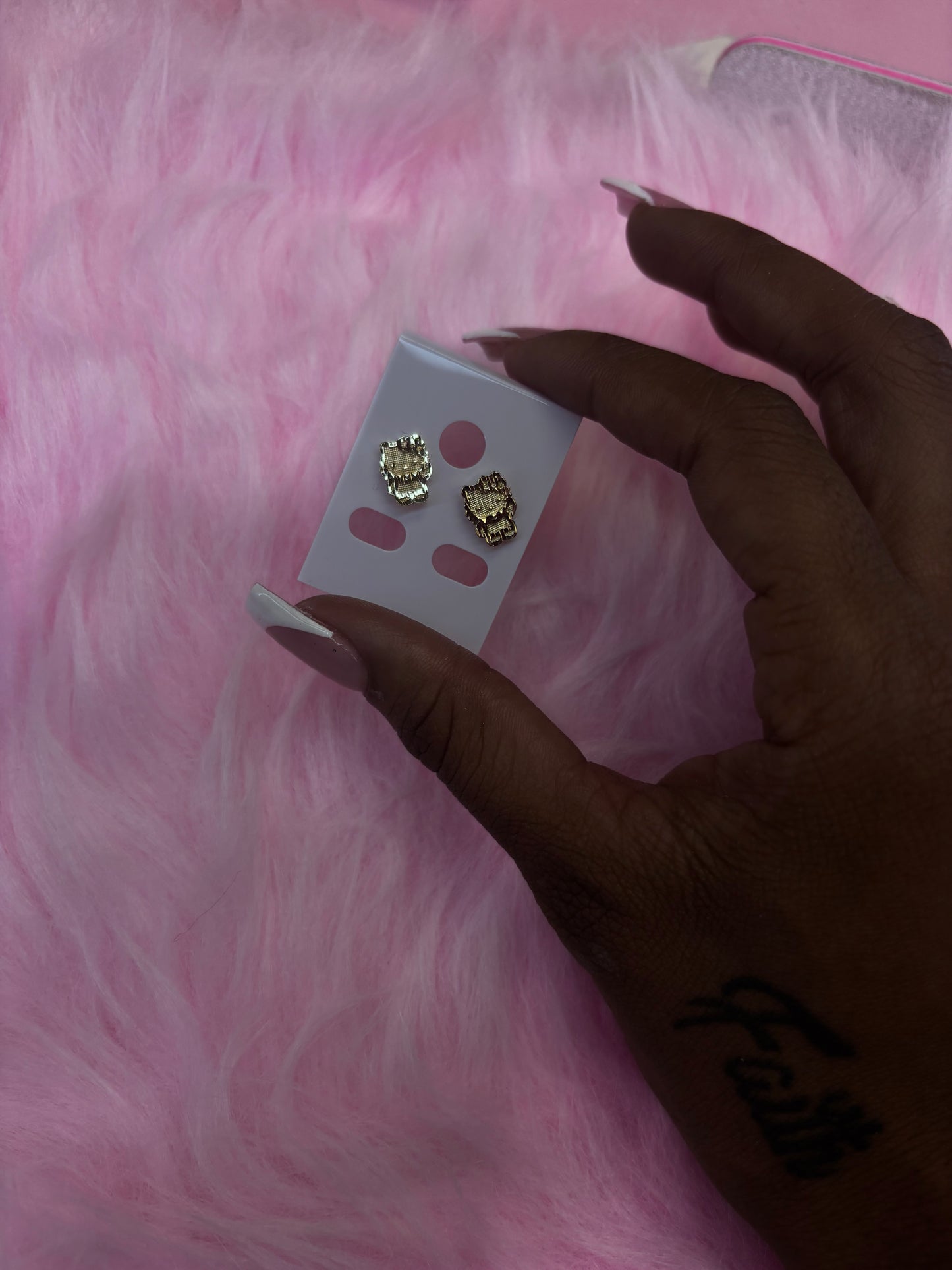 18k gold plated hello kitty stud earrings
