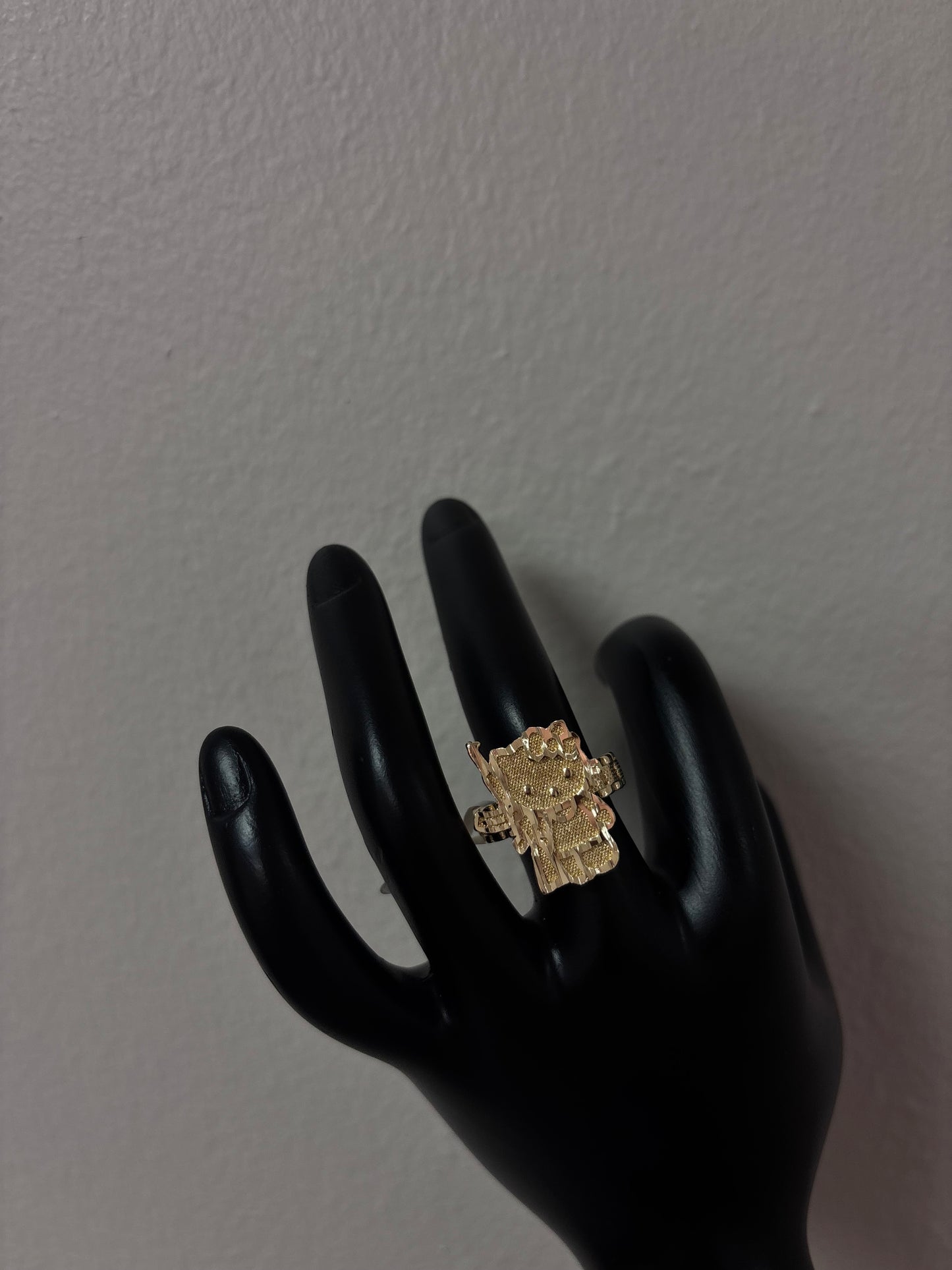 18k gold plated gun hello kitty ring