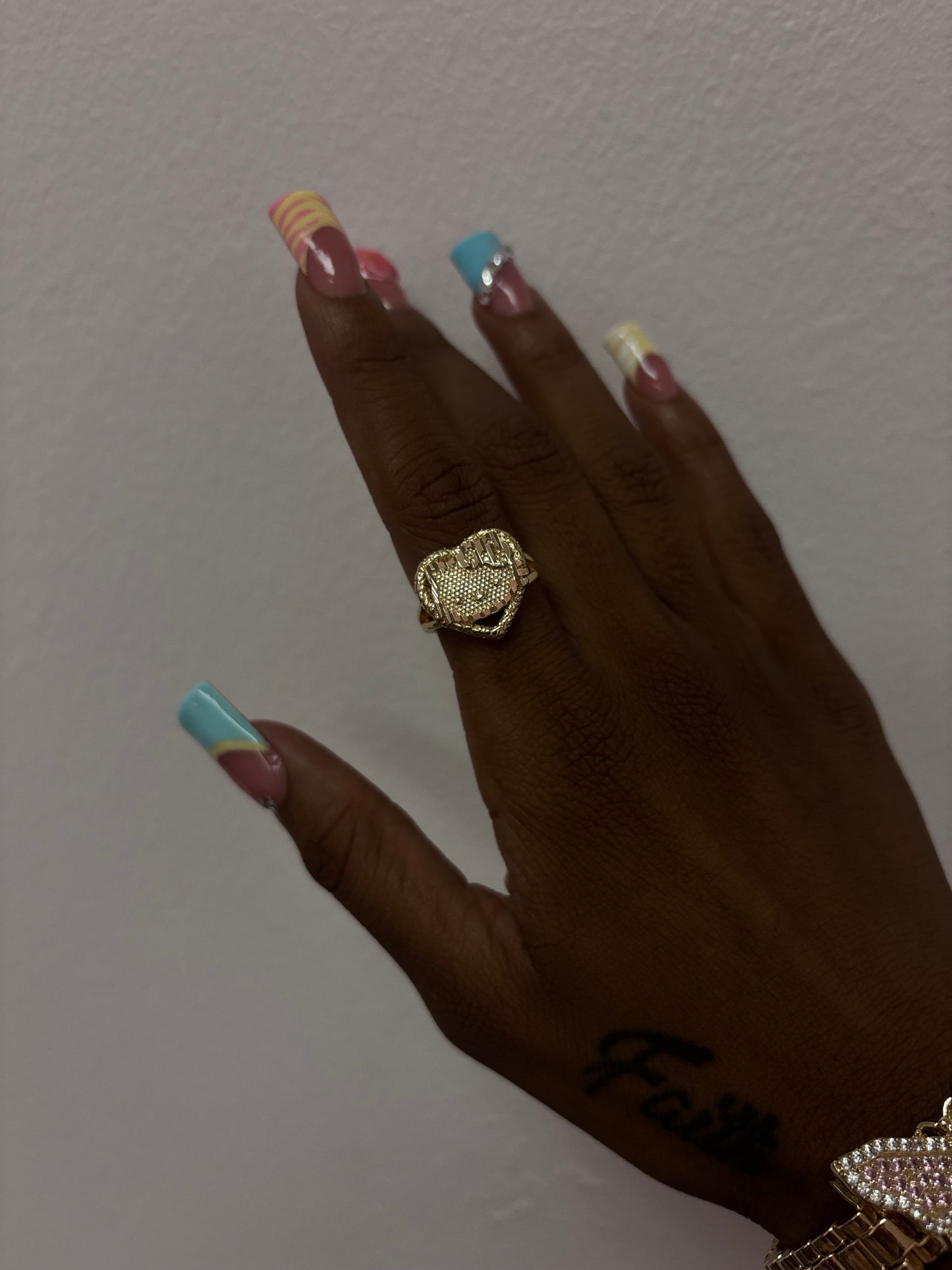 18k gold plated hello kitty heart ring